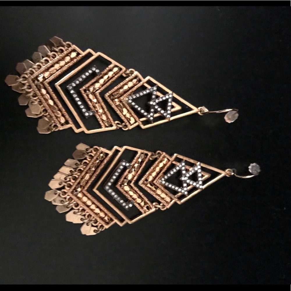 Lia Sophia earrings chandelier style